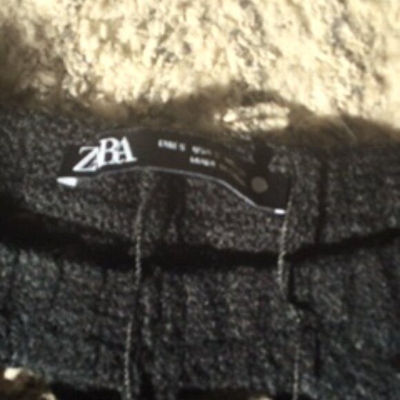 zara sweater - Picture 2 of 2